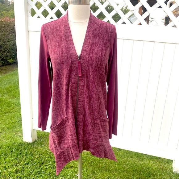 LOGO Soft Zip Up Pocket Sweater - Picture 4 of 16